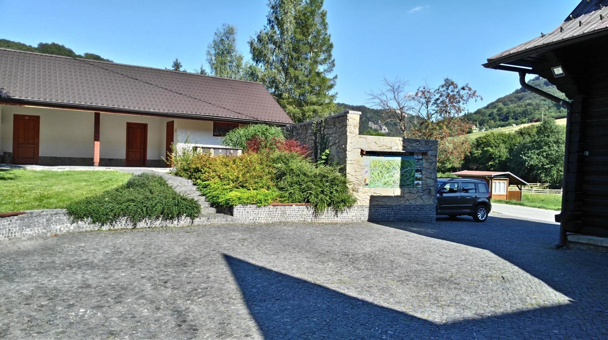 Penzión Manín Povazska Bystrica Exterior foto