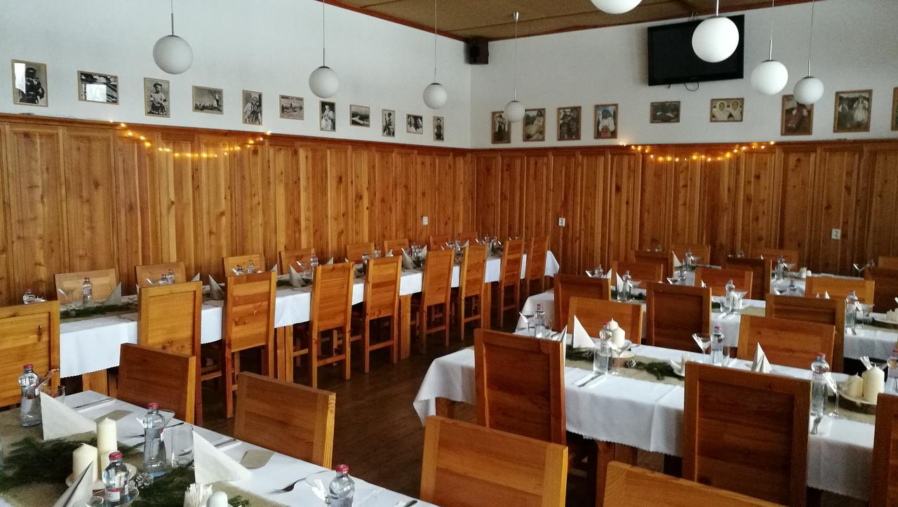 Penzión Manín Povazska Bystrica Exterior foto