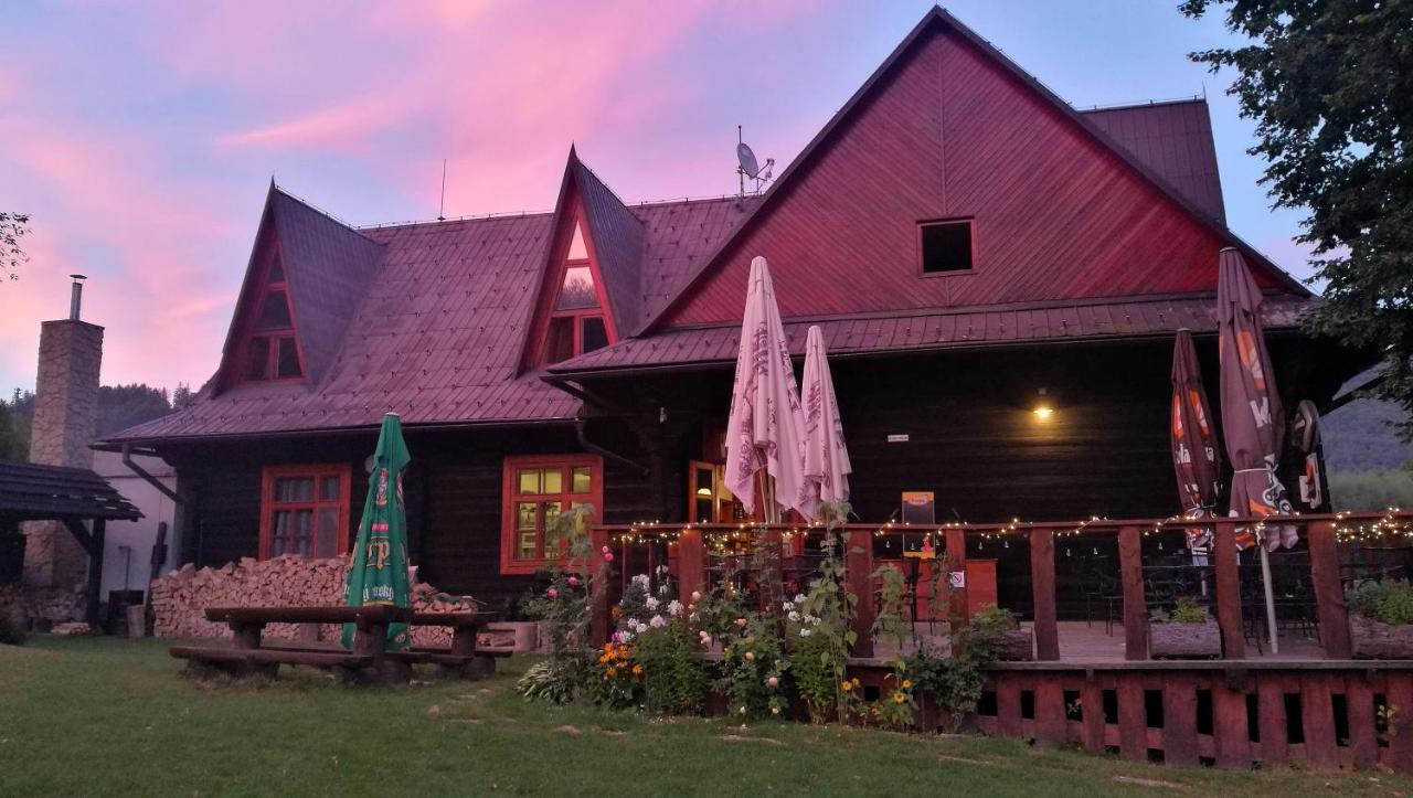 Penzión Manín Povazska Bystrica Exterior foto